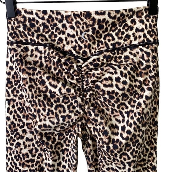 Zyia Active Leopard Brilliant Scrunchy What Hi-Rise Leggings Activewear Yoga Gym - Picture 6 of 16